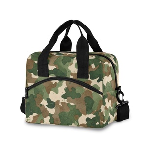 Sacs de la collection Aloha, design personnalisé imprimé camouflage, sac isotherme portable élégant en polyester - Product Image 1