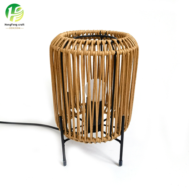 New Product 2025 Filament Warm White Solar Plastic Rattan Lantern Table Lamp for Outdoor Garden & Home Decoration