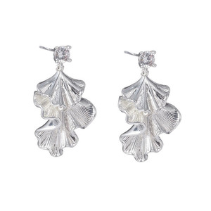 Temperament Ginkgo Leaf Stud Earrings for Women Light Luxury Silver Color Earring Daily Jewelry - Product Image 5