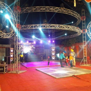 Scène extérieure portable en aluminium avec charpente de toit et <span class=keywords><strong>2</strong></span> ailes 9x9x7m - Product Image 3