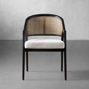 <span class=keywords><strong>Fauteuil</strong></span> de style français avec siège en tissu <span class=keywords><strong>beige</strong></span> Dossier en rotin Design minimaliste pour améliorer les intérieurs de salle à manger rustiques modernes - Product Image 1
