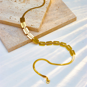Geometric Gold Necklace Square Chain Party Jewelry Heavy Duty Metal Link Design - Product Image 2