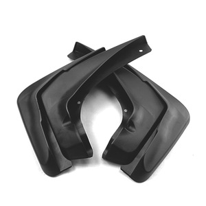 Garde-boue en plastique noir pour Chrysler 300C 2005-2019, déflecteurs de pneus - Product Image 1