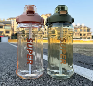 Bouteille d'eau de sport motivante 2L en Tritan sans BPA, écologique, avec paille et marqueur de temps, sans danger pour l'eau bouillante, pour adultes - Product Image 1