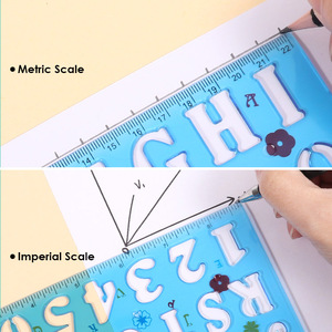 Règle à <span class=keywords><strong>dessin</strong></span> avec 2 gabarits <span class=keywords><strong>de</strong></span> lettres en plastique transparent et robuste Foska, avec 1 sachet OPP pour les étudiants, les artistes et les designers - Product Image 4