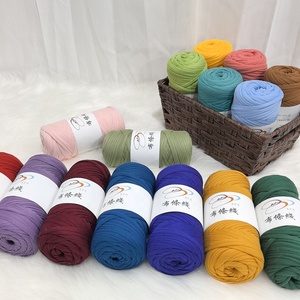 Trực Tiếp Bán Buôn 100% Polyester Tay Dệt T-Shirt Sợi 200G Độ Đàn Hồi Cao Vải Dải Nhuộm Tự Làm Đan Thảm Sợi - Product Image 1