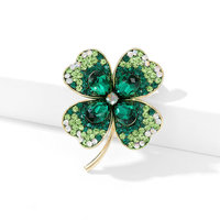 Broche Roche OEM Broche en zircon vert trèfle à quatre feuilles