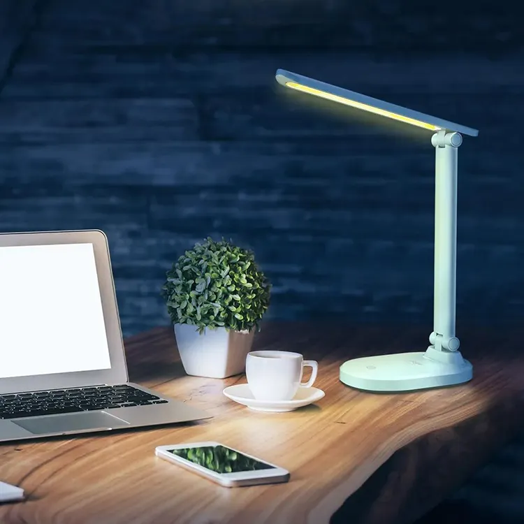 Heiß verkaufte wiederauf ladbare klappbare LED-Tisch lampe mit Augenschutz funktion und bestem Preis