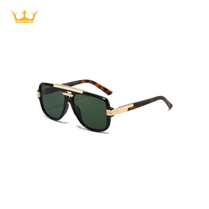 Occhiali da Sole da <span class=keywords><strong>Uomo</strong></span> Moderni e Trendy, Stile Retrò con Montatura Piatta, Protezione UV400, Design Unico con Montatura Completa per Attività all'Aperto - Product Image 3