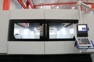 Centre d'usinage CNC à <span class=keywords><strong>portique</strong></span> 5 axes de type pont GUOSHENG GMB3525RH à suspension latérale, haute rigidité pour le métal - Product Image 4