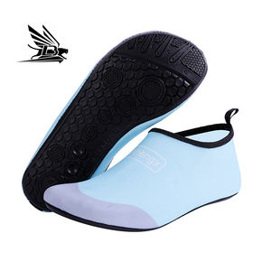 Chaussures de plage à séchage rapide Sports Water Sneakers chaussures de trekking résistantes pour femmes et hommes - Product Image 2