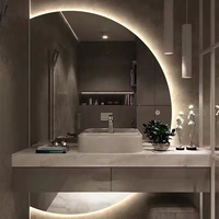 Miroir de salle de bain LED rond anti-buée en forme de demi-lune, rétroéclairé par LED, personnalisé en usine, vente en gros, pour salle de bain