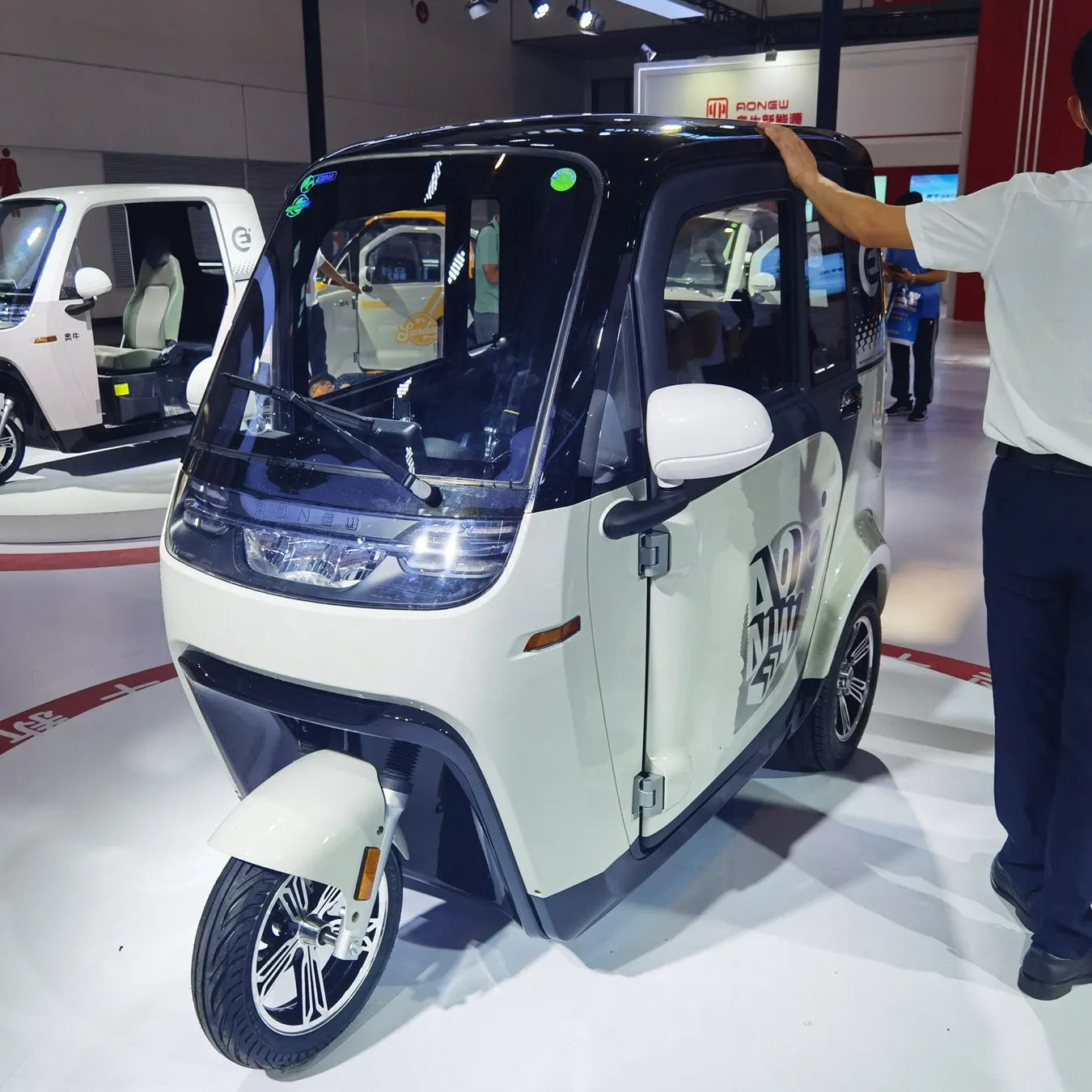 ELION A3 Tricycle de tourisme à trois roues, voiture solaire, moto électrique à trois roues, moto à trois roues, vente à chaud en Chine