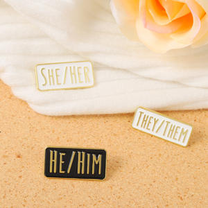 Gran oferta, broche en blanco y negro, ella, él, ellos, Pin de solapa, insignia de Metal, alfileres de esmalte rectangulares personalizados, joyería - Product Image 4