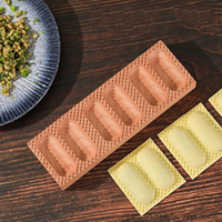 Meilleure vente en bois massif Wonton Dumpling Press Mold Creative Double-Sided Kitchen Pasta Baking Tool Panel Maker