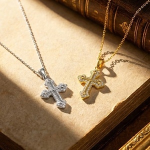 Collana con Ciondolo a Croce in Argento Sterling 925 Placcato Oro con Moissanite, Ultima Novità 2026, Gioielli <span class=keywords><strong>Christine</strong></span> Unisex - Product Image 1