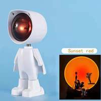 Projecteur de coucher de soleil Robot lumière d'ambiance intérieure Led veilleuse arc-en-ciel projecteur de coucher de soleil Robot astronaute lampe de nuit accessoires Photo