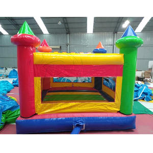 Château gonflable classique facile à installer avec tours colorées pour les centres de jeux intérieurs et les événements festifs pour enfants - Product Image 4