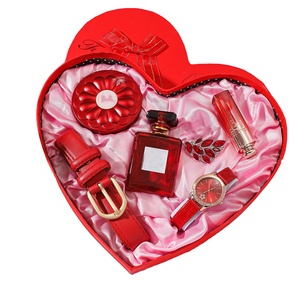 Coffret Cadeau de Luxe IStapromo 6 Pièces pour Femme : Montre <span class=keywords><strong>à</strong></span> Quartz, Ceinture, Parfum, Crème BB, <span class=keywords><strong>Rouge</strong></span> <span class=keywords><strong>à</strong></span> Lèvres et Broche - Product Image 1