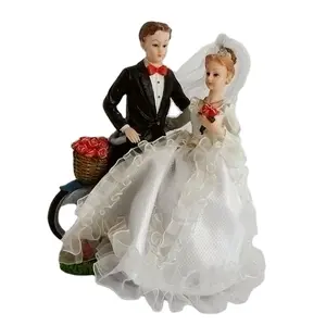 European Wedding Dress Figure Resin Romantic Couple Doll Wedding Cake Table Decorated