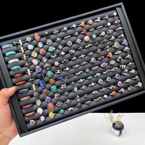 خواتم مجوهرات كريستال ريكي طبيعية قابلة للتعديل بالجملة من الأحجار الكريمة الخام - Product Image 1