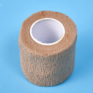 Pansement auto-adhésif médical 5x450cm en tissu non tissé élastique pour pansement des plaies et soutien sportif - Product Image 1
