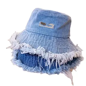 Chapeau seau en tissu denim à bords bruts lavé pour l'été, unisexe et adulte, logo perforé Chapeau style pêcheur avec service OEM