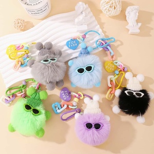 Lindo Llavero <span class=keywords><strong>de</strong></span> Peluche con Pompón, Llavero Suave y Ligero, Colgante <span class=keywords><strong>de</strong></span> Personaje Peludo para Bolsos y Mochilas, Venta al por Mayor, OEM, Personalizado - Product Image 3