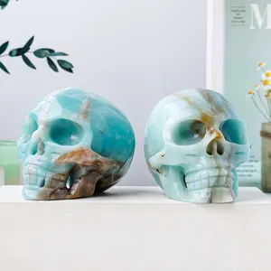 Chegada mais recente Artesanato De Cristal Natural Gemstone Ghost Head Mão Esculpida Céu Azul Crânios para Decoração