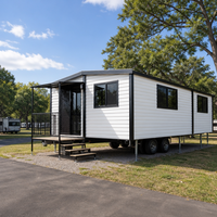 Maison conteneur mobile à toit incliné extensible avec véranda avant, mini-maison préfabriquée sur roues, cabine modulaire robuste et portable