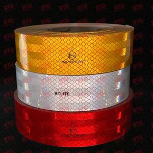 شريط عاكس للضوء بطول 150 قدم وعرض 2 بوصة، معتمد من Emark، مادة عاكسة لاصقة، شريط عاكس للضوء - Product Image 4