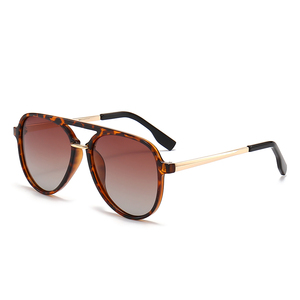 New Coming Wholesale pilot Polarized Gradient Color Women Sunglasses Unisex Metal <b>Frame</b> Custom Logo 6 Colors <b>Plastic</b> Lenses - Product Image 1