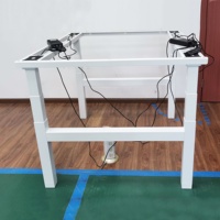 Table élévatrice d'ordinateur blanche personnalisée support 4 moteurs 4 pieds électrique hauteur réglable kit de cadre de bureau pour la maison moderne