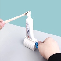 Autres articles de bain et de toilette Distributeur de dentifrice en tube Nettoyant facial Presse-rouleau Porte-dentifrice Presse-dentifrice