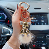 En gros Dessin Animé Électrolytique Couleur Porte-clés Pompon Porte-clés Ours Blingbling Porte-clés pour Dame (KC313C)