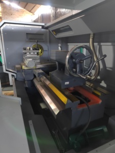 Torno de Doble Husillo Horizontal Pequeño de Alta Calidad para Piezas de Hierro - Product Image 2