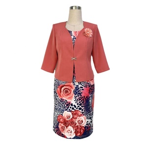 Traje de Vestir con Estampado Floral Amarillo y Chaqueta - Product Image 4