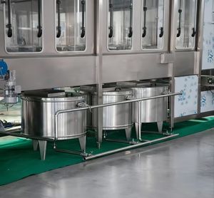 Équipement de remplissage d'eau minérale et pure en fûts de grande taille, machine de remplissage entièrement automatique, capacité de 2L, 5L, 8L, 10L, 12L, 16L, 18L, 20L - Product Image 2
