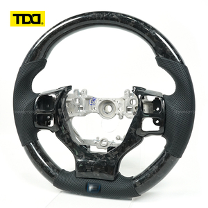 พวงมาลัยคาร์บอนไฟเบอร์แท้ TDD สำหรับ Lexus IS IS250 IS250C IS300 IS300C IS350 IS350C F SPORT ปี 2005-2011 - Product Image 3