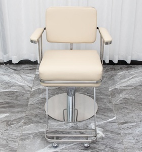 Chaise <span class=keywords><strong>de</strong></span> barbier pivotante professionnelle avec repose-pieds, cuir exquis, chaise <span class=keywords><strong>de</strong></span> barbier pour hommes, abordable pour <span class=keywords><strong>salon</strong></span> <span class=keywords><strong>de</strong></span> <span class=keywords><strong>coiffure</strong></span>, salle <span class=keywords><strong>de</strong></span> beauté - Product Image 1