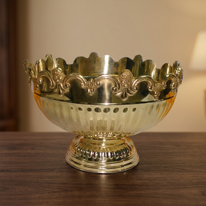 Cuenco Grande de Latón con Forma de Corona - Cuenco Decorativo con Pedestal - Cuenco Central de Estilo Victoriano - Cuenco de Latón para Frutas para Decoración del Hogar - Product Image 5