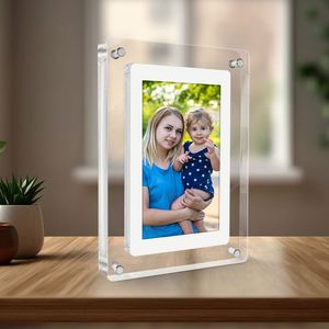 Marco de Fotos Digital de 7 Pulgadas con Pantalla IPS, 4 GB de Memoria, Diseño con Soporte Trasero, Reproductor de Música y Películas, Marco de Fotos Digital LCD - Product Image 1