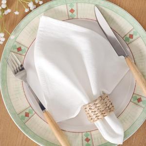 Serviettes de table en coton et lin vert élégantes en gros de Ychon avec décoration en ficelle et fleurs, serviette pour l'arrangement de table de mariage - Product Image 2