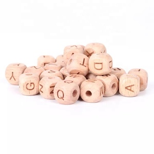 <span class=keywords><strong>Perles</strong></span> carrées en <span class=keywords><strong>bois</strong></span> naturel 10 mm 12 mm <span class=keywords><strong>perles</strong></span> d'alphabet en <span class=keywords><strong>bois</strong></span> pour Bracelet fait à la main - Product Image 5