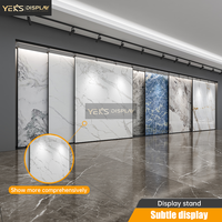 Présentoir moderne YEK'S en acier de haute qualité pour carreaux de sol, avec plateaux coulissants horizontaux pour dalles céramiques en showroom