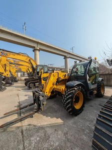 Sollevatore Telescopico XT3507K XC6-3507K 3.5T 7m con Forche per Pallet e Cestello per Lavori Aerei - Product Image 6