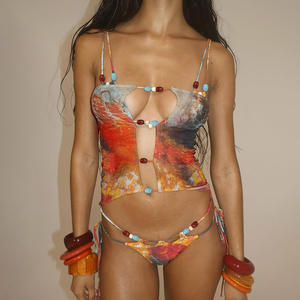 स्लिम मोती पैचवर्क बिकनी 3 टुकड़े सेट महिलाओं सेक्सी रंगीन ब्रा टॉप + शर्रिंग ब्रिश + खोखली स्कर्ट समुद्र तट शैली स्विमसूट 3474 - Product Image 2