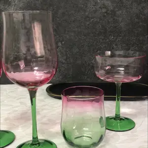 Kreatives mittelalterliches Weinglas künstlich geblasenes rotes Weinglas rosa 330 Rotwein Glas Kelch Kelche
