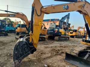 Excavadora hidráulica avanzada CAT307, motor Robin, capacidad de cubo de 0,32 M, peso operativo de 7 toneladas, motor de fuerza de excavación mejorado - Product Image 6