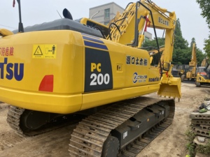 Excavadora KOMATSU PC200 de 20 toneladas, 95% Nueva, Original, con EPA y CE, Usada en Agricultura, Excavadora de 20 toneladas, Komatsu 200, Excavadora Grande - Product Image 1